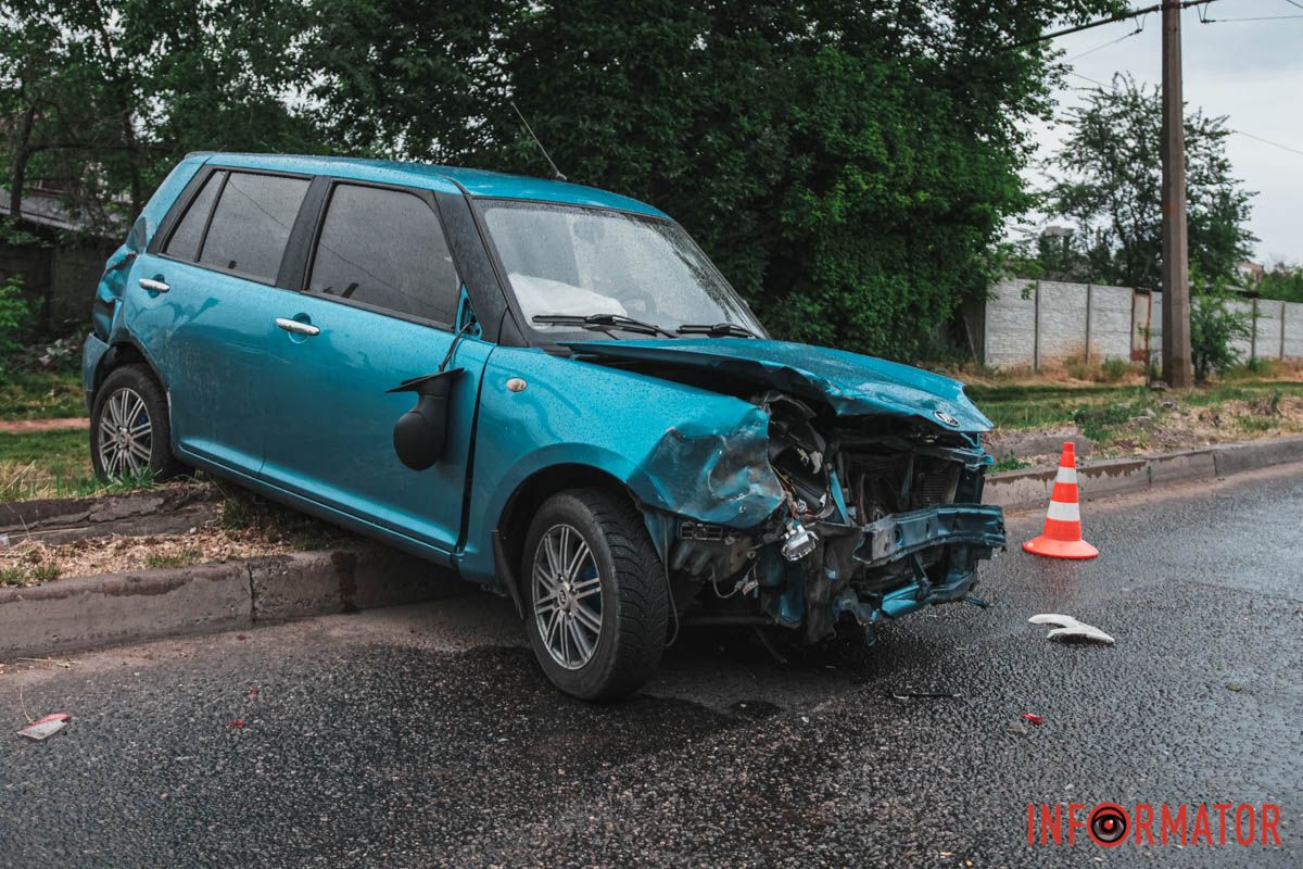 Попередньо, водійка однієї автівки Toyota постраждала Попередньо, водійка однієї автівки Toyota постраждала