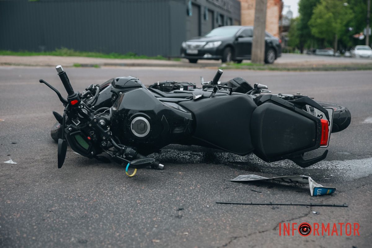 Хлопець розповів, що на ньому був шолом і завдяки цьому вдалося уникнути струму мозку