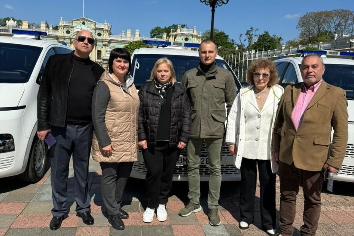 Украина получила от Республики Корея 40 автомобилей скорой помощи