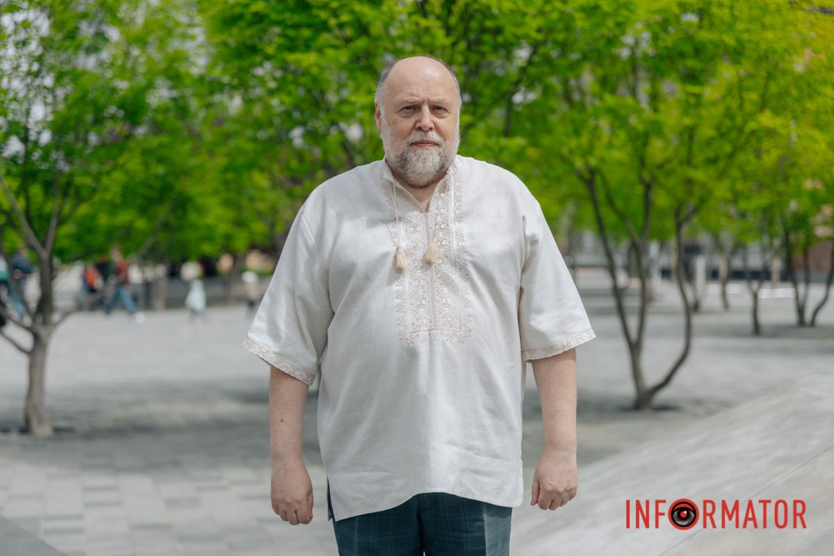 Красную калину, зеленые листики,