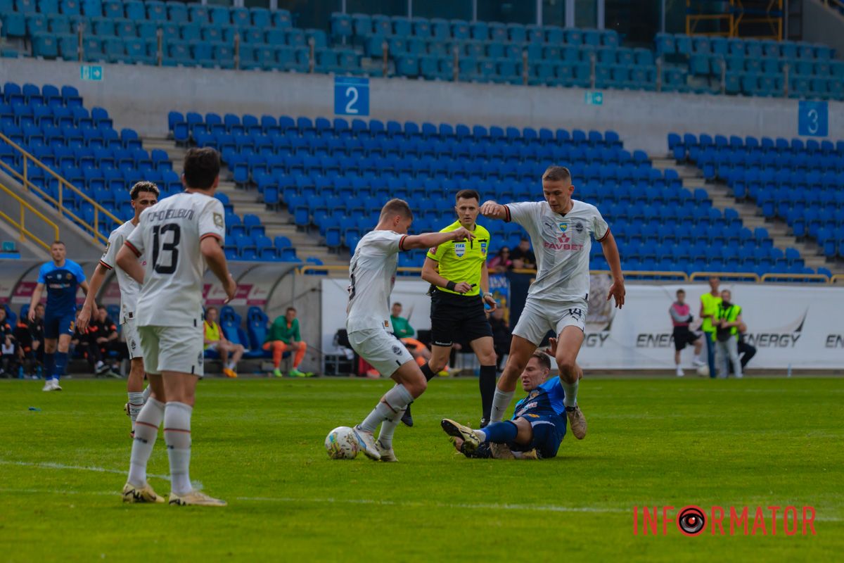 СК “Дніпро-1” все ще йде четвертим із 49 заліковими пунктами СК “Дніпро-1” все ще йде четвертим із 49 заліковими пунктами