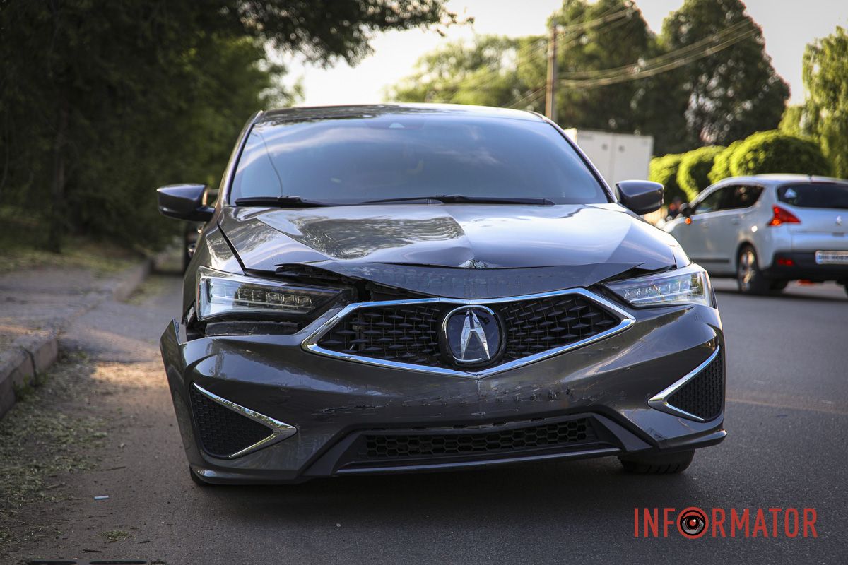 Занята правая полоса в направлении Донецкого шоссе Занята правая полоса в направлении Донецкого шоссе