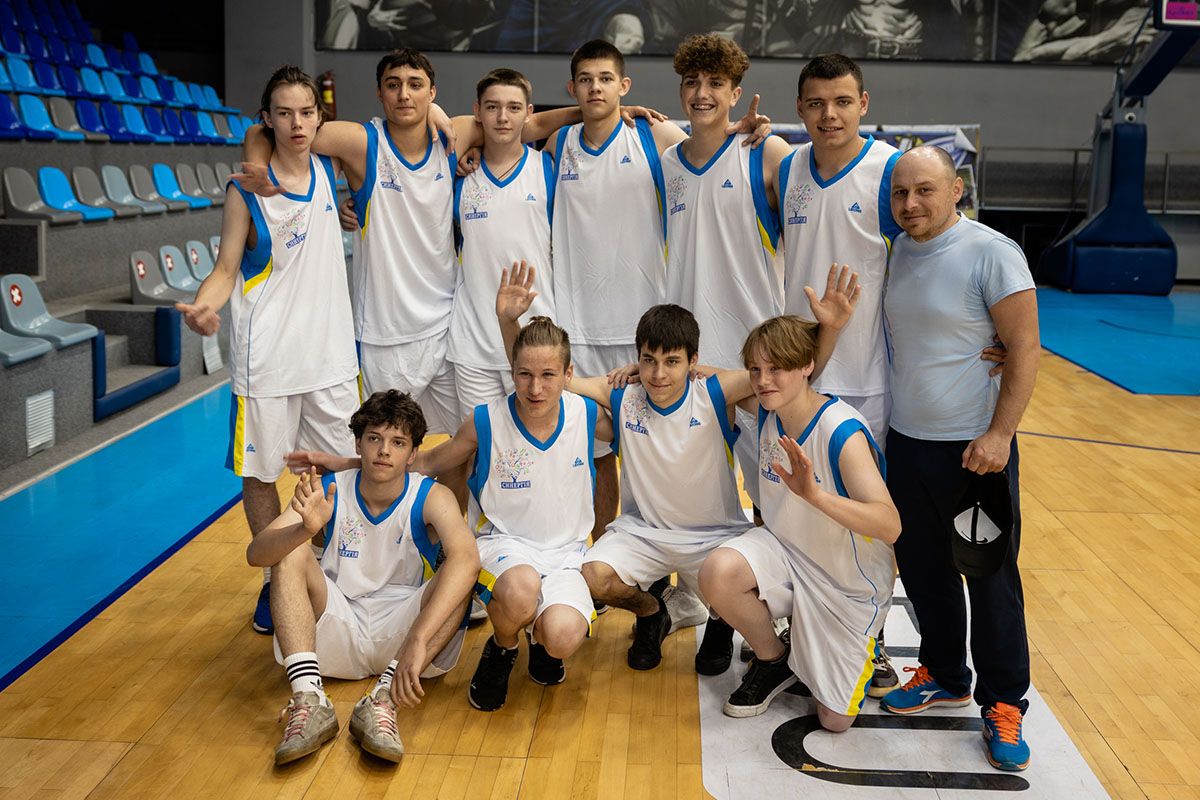 На разных локациях уже состоялись полуфинальные матчи по волейболу, футзалу и баскетболу На разных локациях уже состоялись полуфинальные матчи по волейболу, футзалу и баскетболу