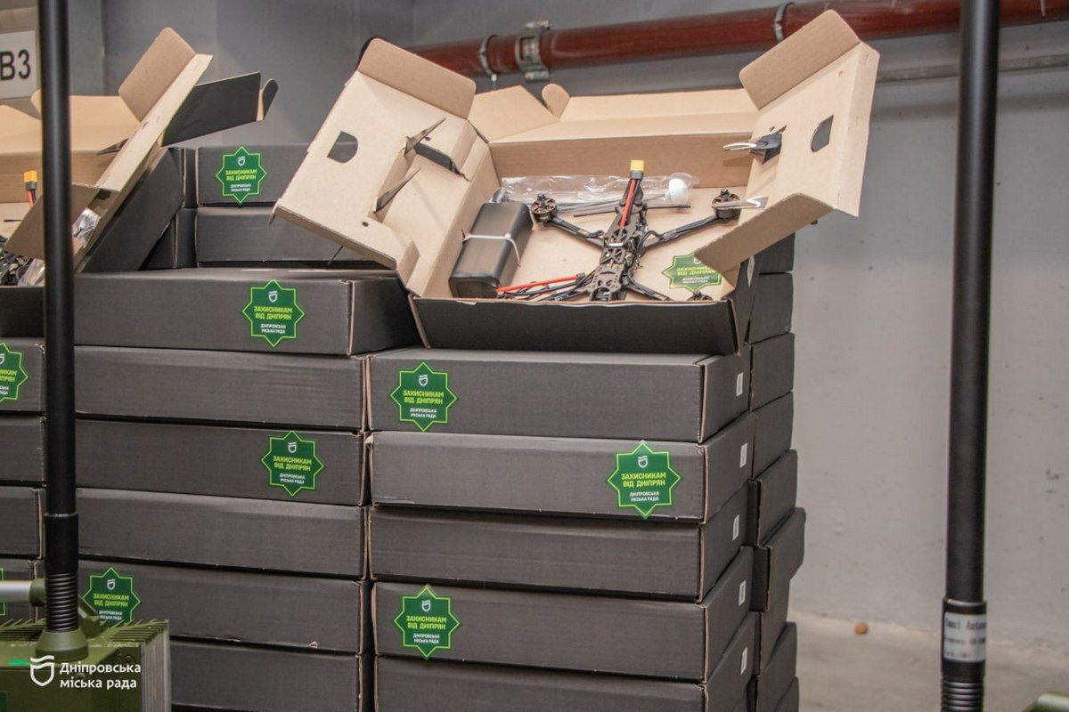 Захисники від дніпрян отримали чергову допомогу на понад 10 млн грн Захисники від дніпрян отримали чергову допомогу на понад 10 млн грн