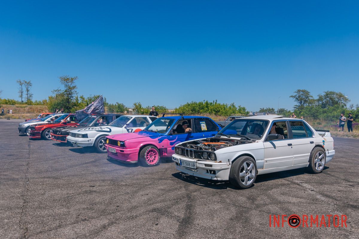 Рядом с объездной дорогой Днепра Рядом с объездной дорогой Днепра