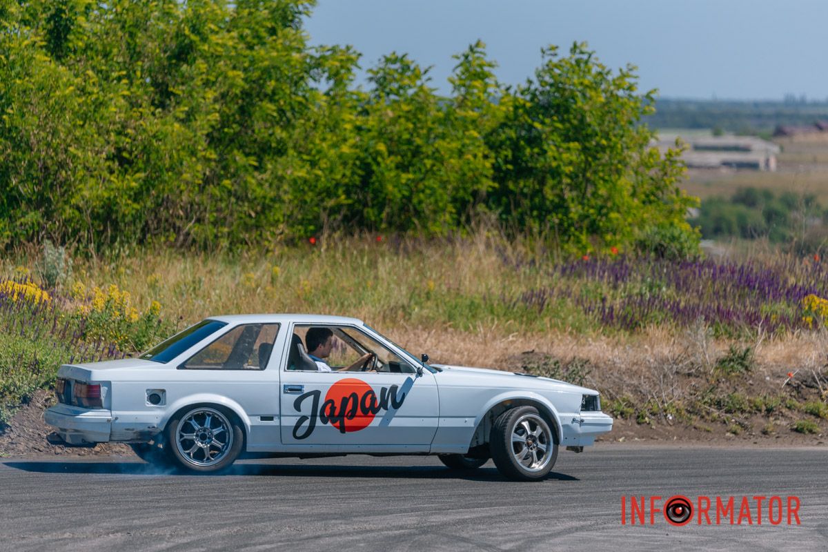 Nissan тоже выделялся среди "немцев" Nissan тоже выделялся среди "немцев"