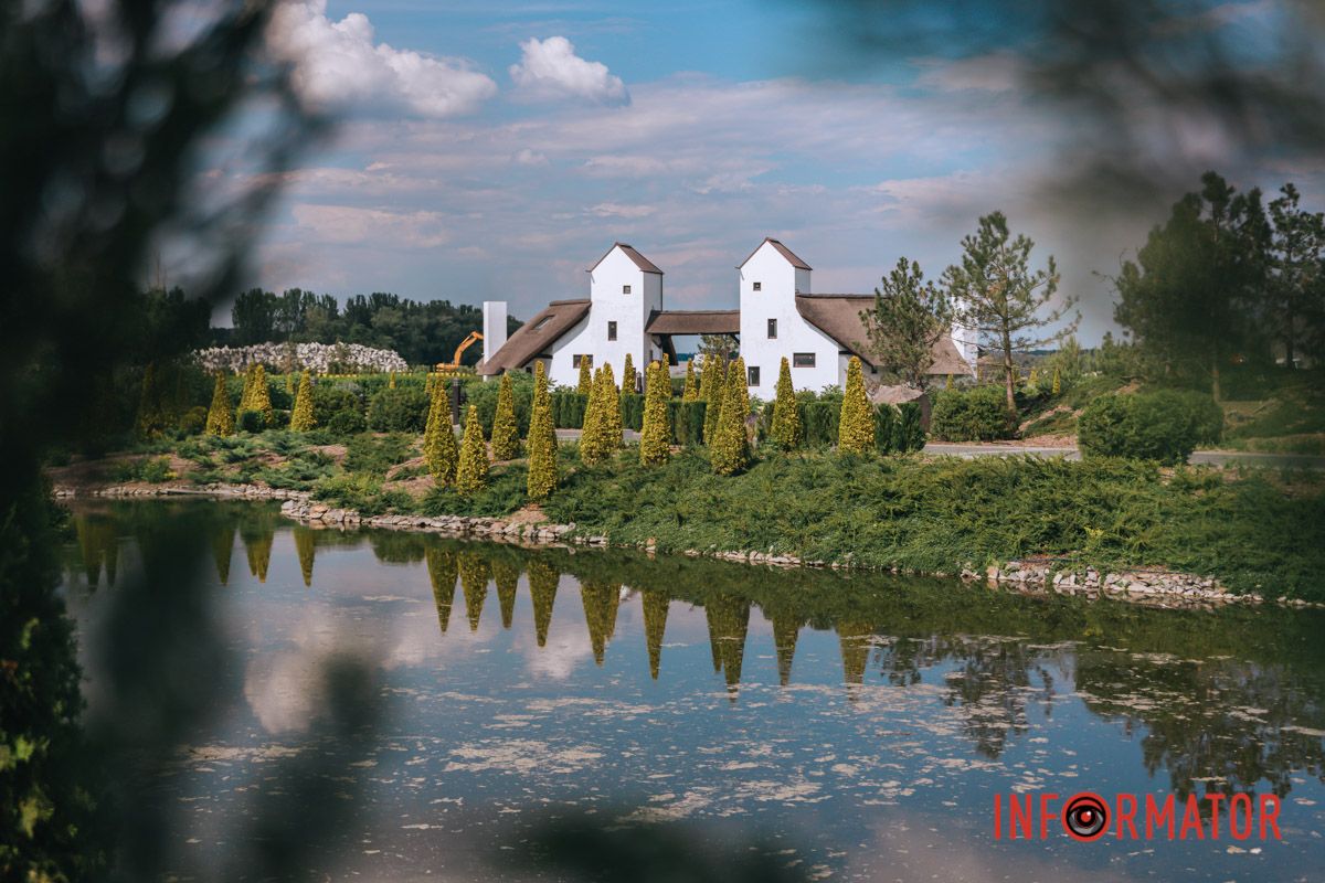 Ніби близнюки