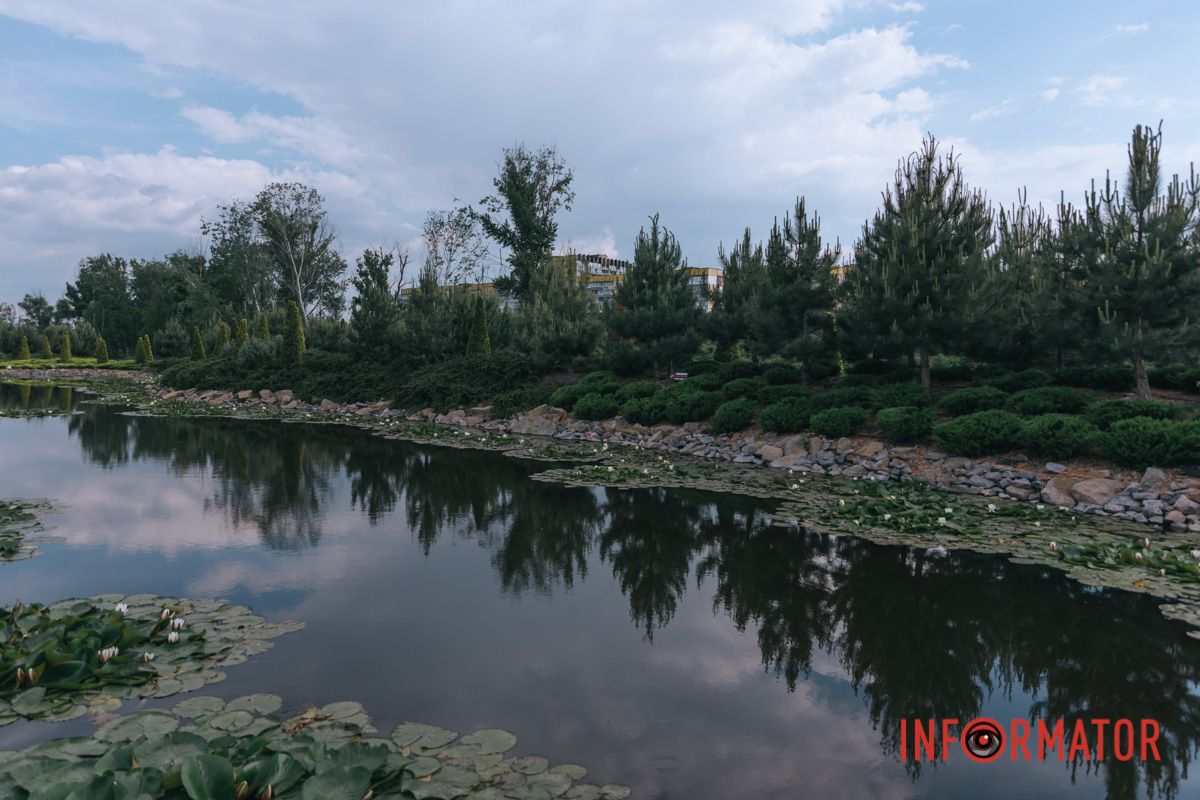 І сховалося місто 