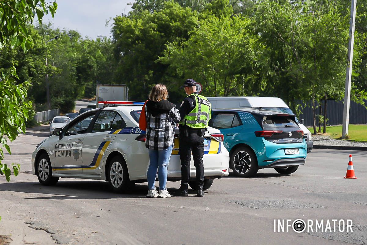 В районе мойки самообслуживания столкнулись ВАЗ и Volkswagen В районе мойки самообслуживания столкнулись ВАЗ и Volkswagen