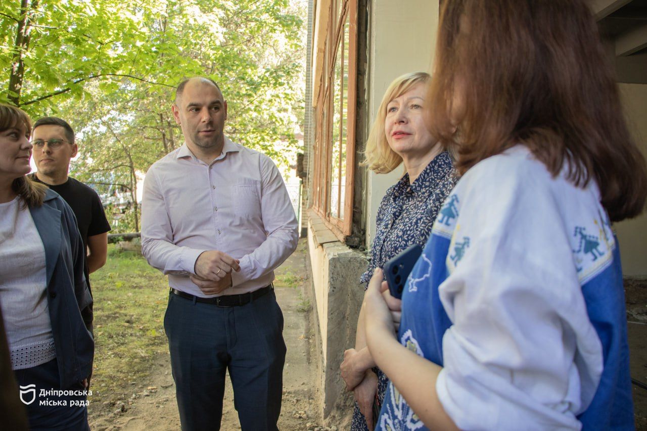 Мерія ремонтує приміщення та найпростіше укриття, Інтерпайп забезпечує верстати та облаштування лабораторії