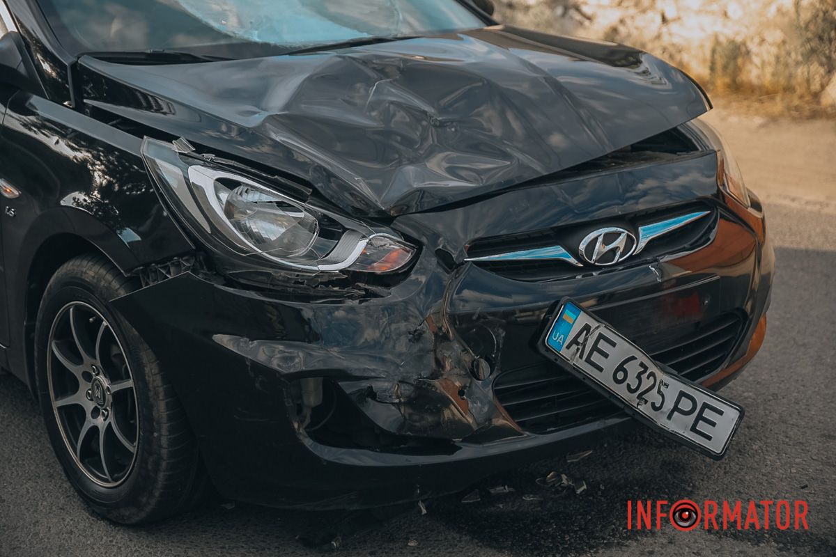 Предварительно, у парня травма головы