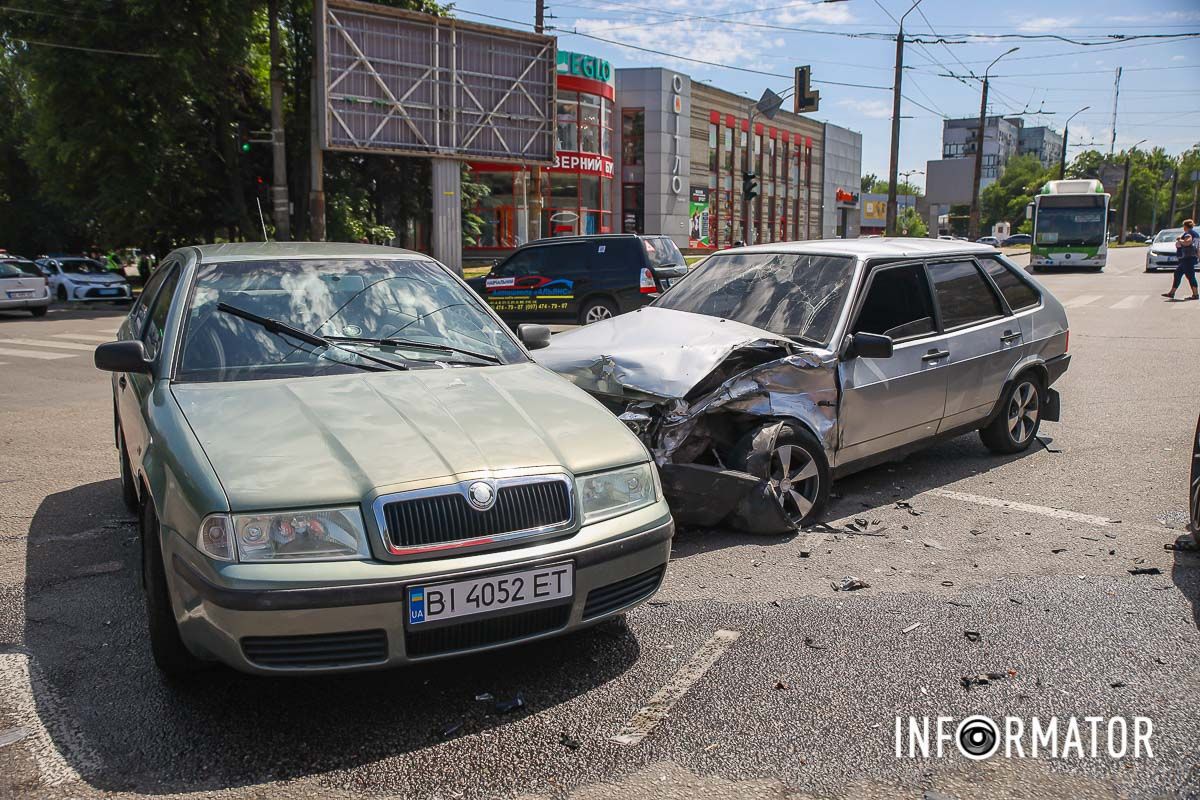 Потрійна ДТП на проспекті Богдана Хмельницького