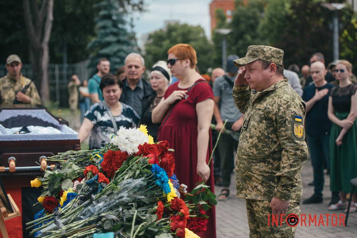 Навіки в строю!