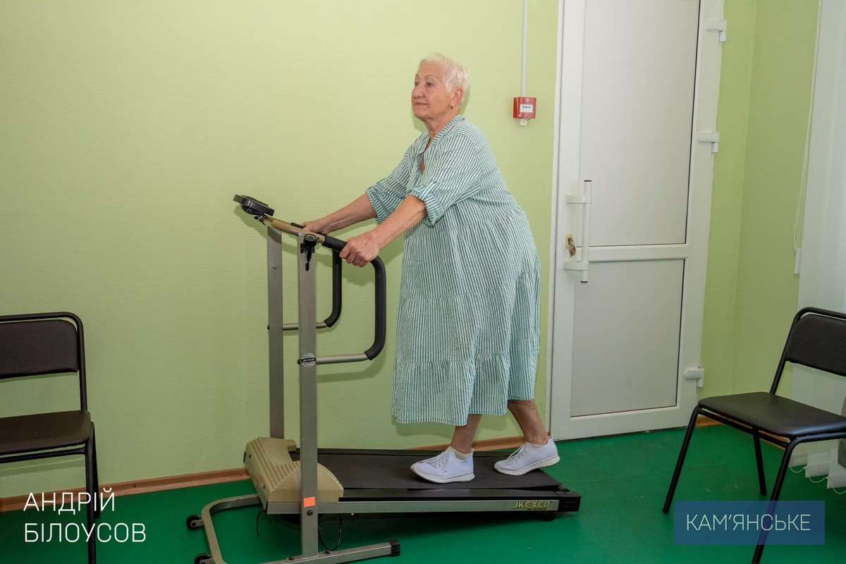 Мер міста під час візиту до Терцентру ознайомився з оснащенням нових автомобілів Мер міста під час візиту до Терцентру ознайомився з оснащенням нових автомобілів