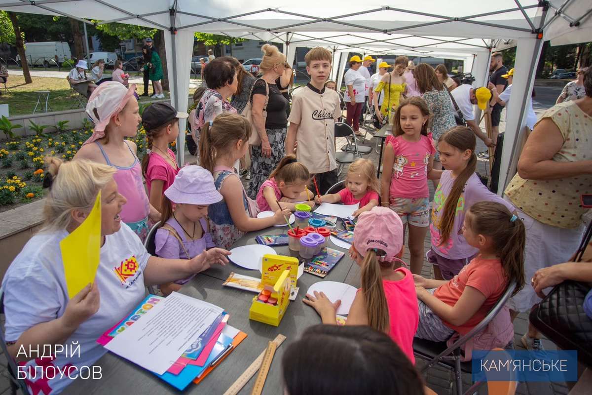 Действуют локации дважды в неделю - в четверг с 17:00 до 19:00 и в пятницу с 16:00 до 18:00 Действуют локации дважды в неделю - в четверг с 17:00 до 19:00 и в пятницу с 16:00 до 18:00