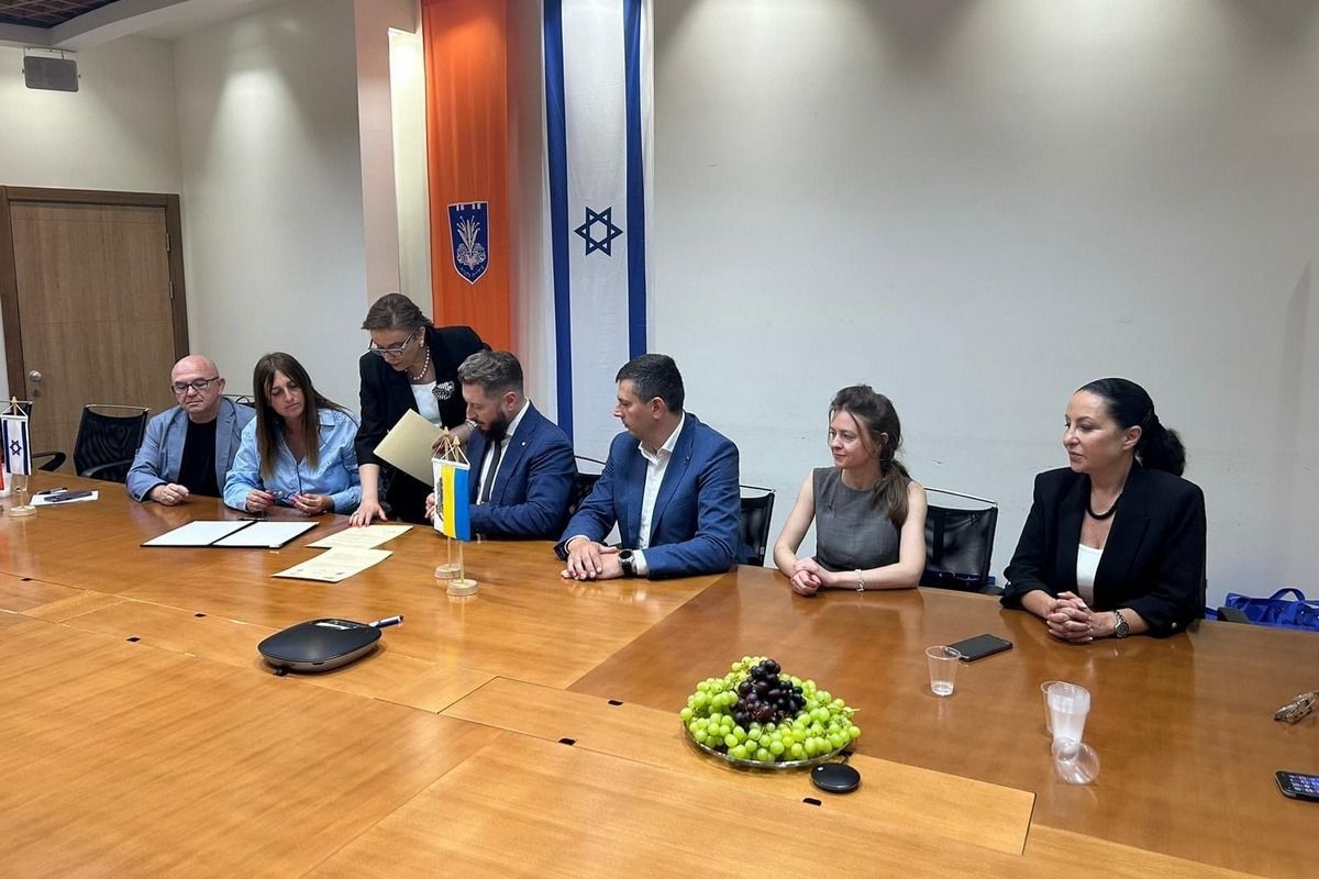 Дніпро уклав угоду про дружбу з ізраїльським містом Нетанія Дніпро уклав угоду про дружбу з ізраїльським містом Нетанія