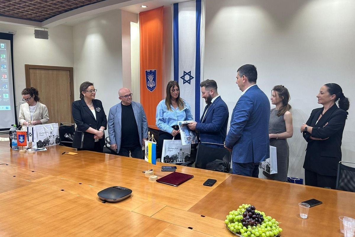 Угоду про дружбу вже підписано Угоду про дружбу вже підписано