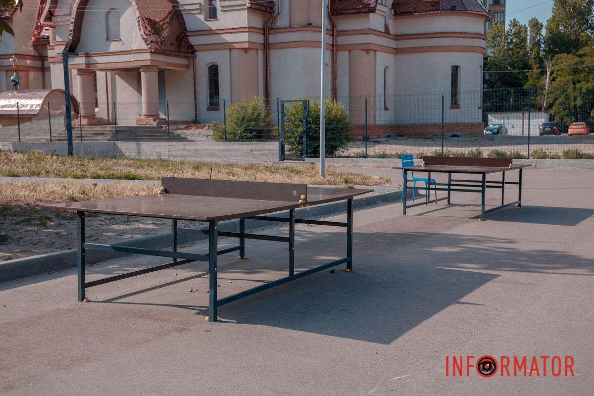 А здесь можно сыграть в теннис