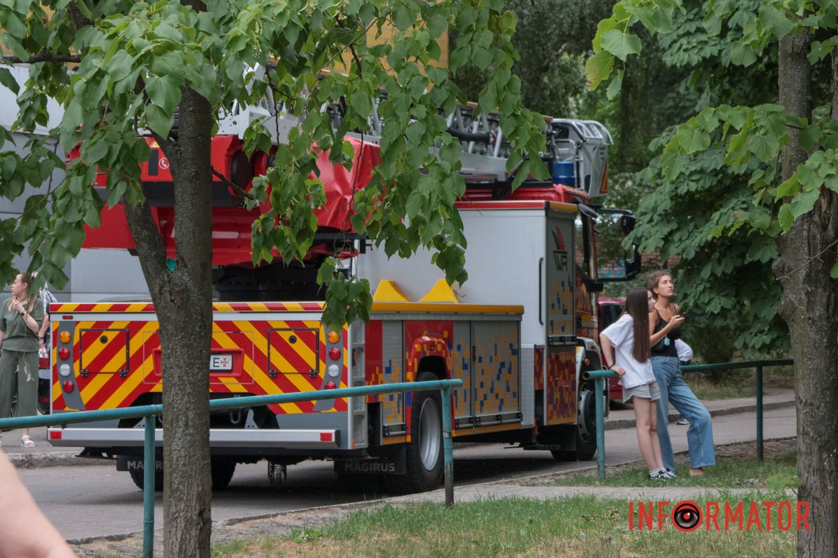 Постраждалий порізав руки, коли розбивав вікно