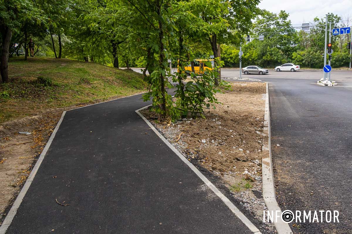 У роботі ще знаходиться 4 об’єкти