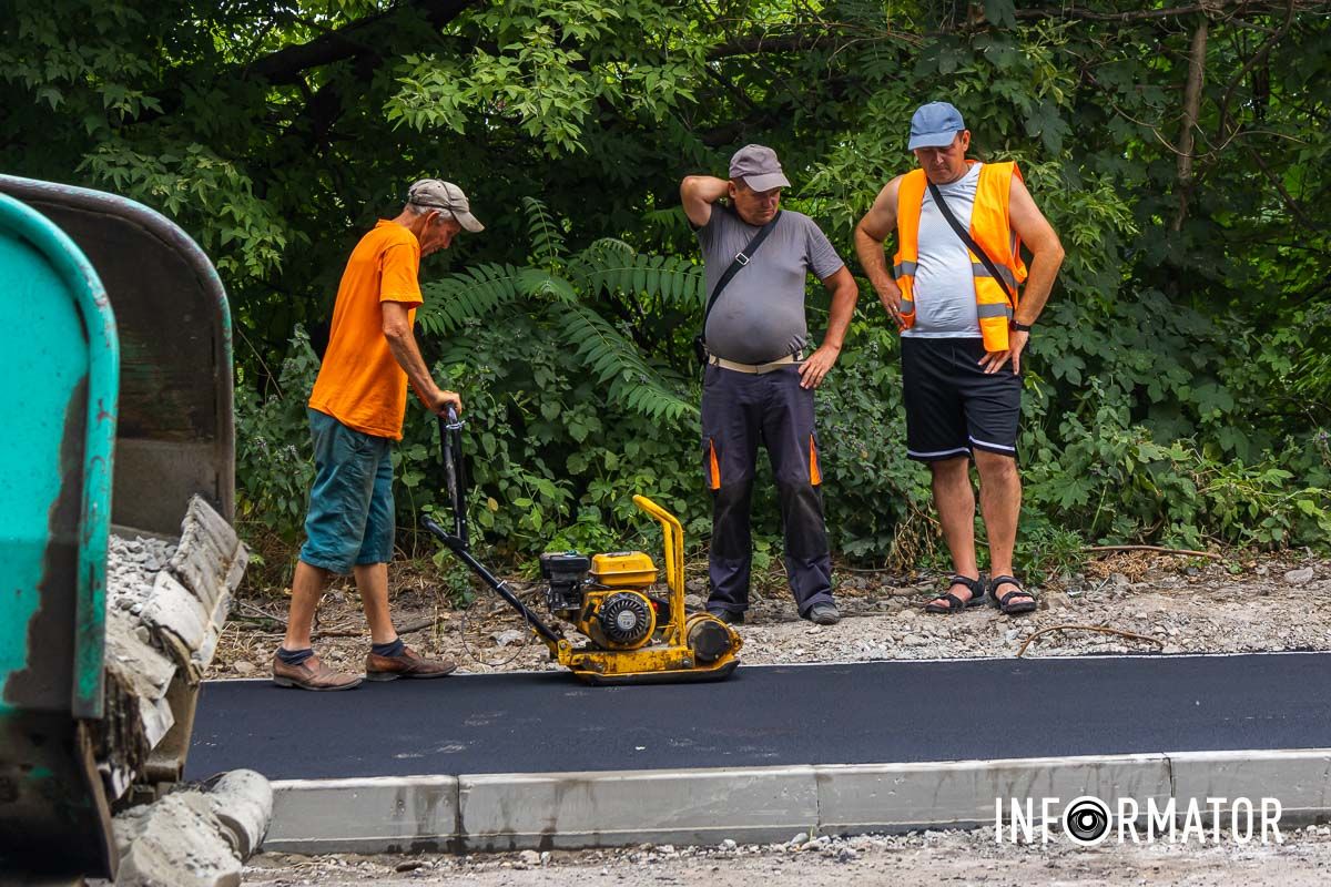 У Дніпрі на дорогах усувають аварійність