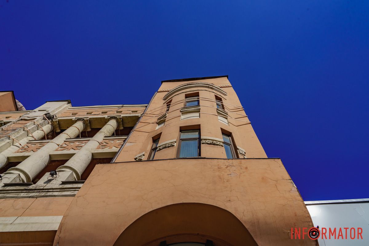 Нестор Махно розташував тут свій штаб