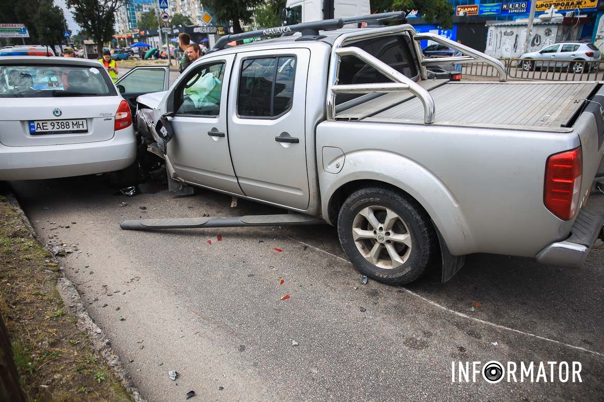 Вони зʼясовують усі деталі інциденту Вони зʼясовують усі деталі інциденту