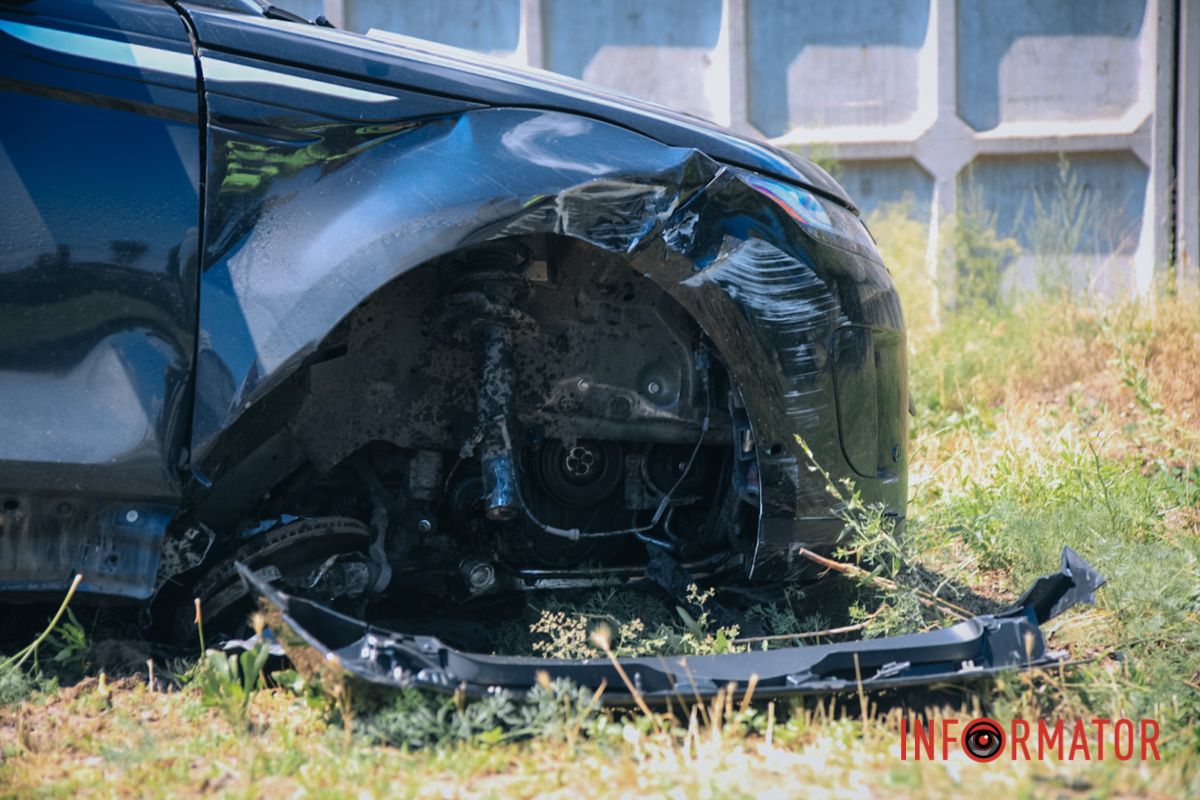 Під час заходу у поворот водій втратив свідомість за кермом