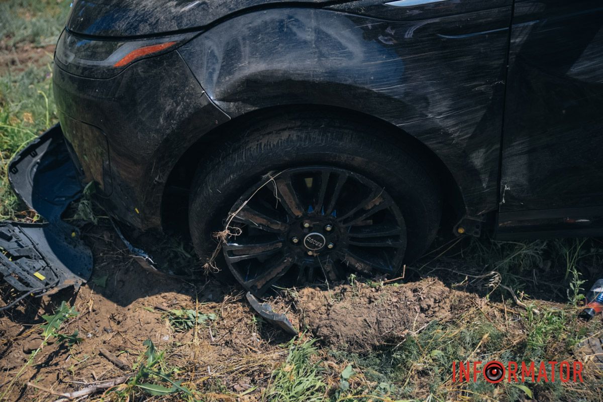 Спрацювали подушки безпеки і водій залишився живий