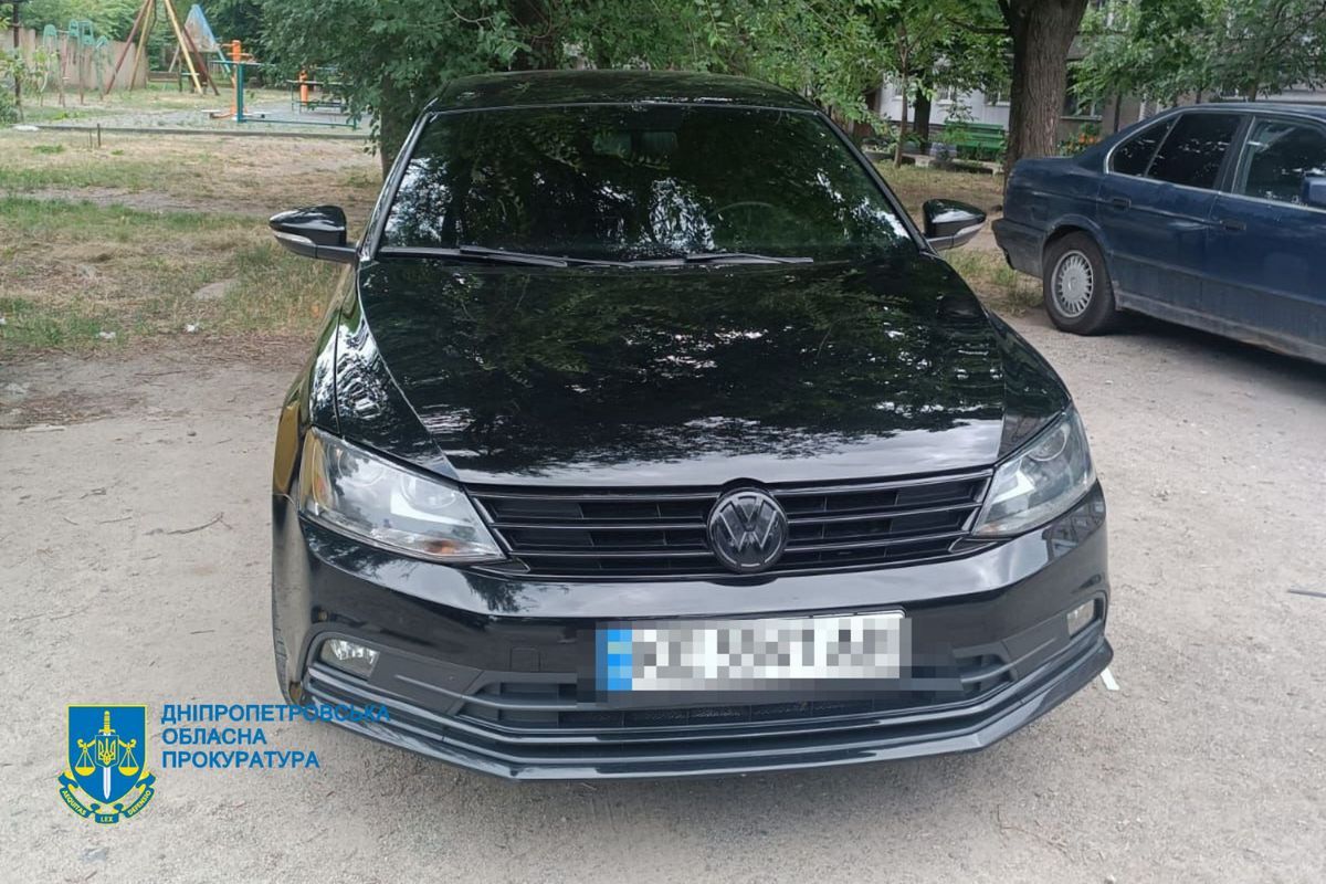 Одна з вилучених автівок Одна з вилучених автівок