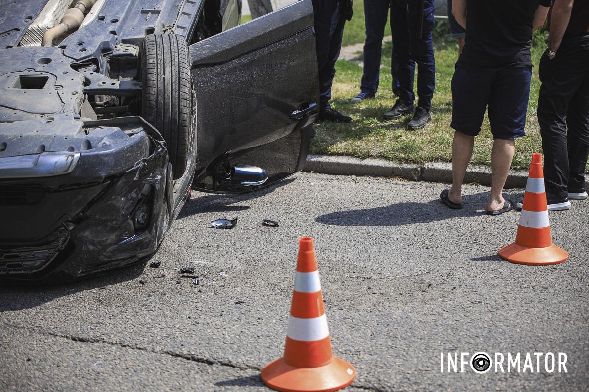 Станом на 14:10 на місці інциденту працюють патрульні