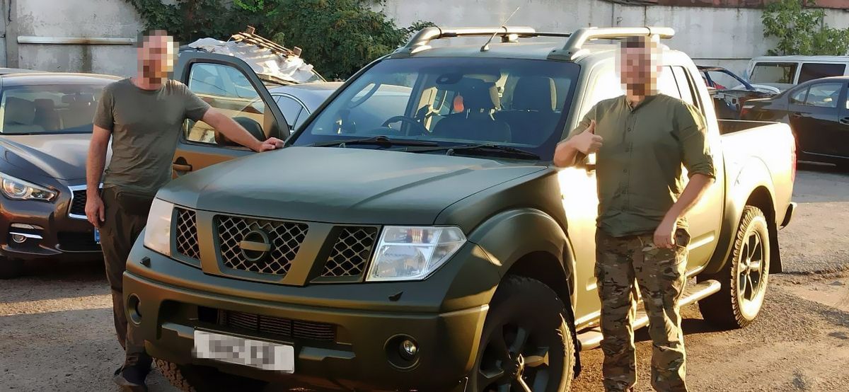 119 пікапів, 37 броньованих машин, 39 фур та інших вантажівок, 22 мікроавтобусів 119 пікапів, 37 броньованих машин, 39 фур та інших вантажівок, 22 мікроавтобусів