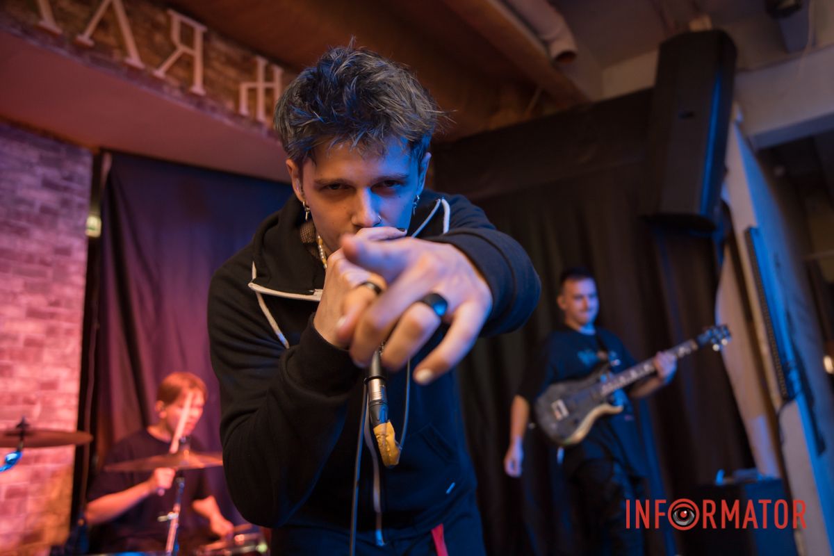 На розігріві виступив NOSIK