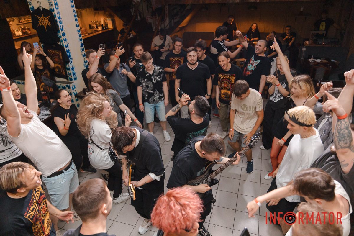 До кісток... Ця безнадійність пробирає,