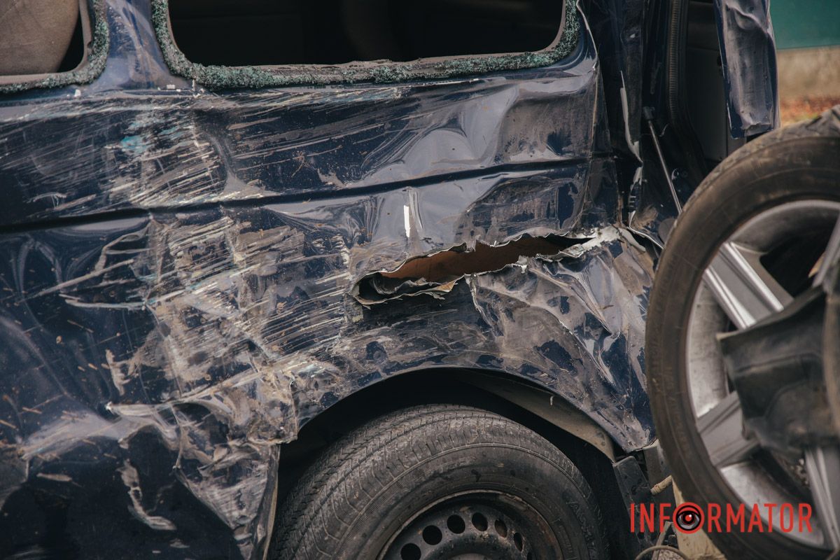 "Японец" дважды опрокинулся и врезался в автомобиль Volkswagen