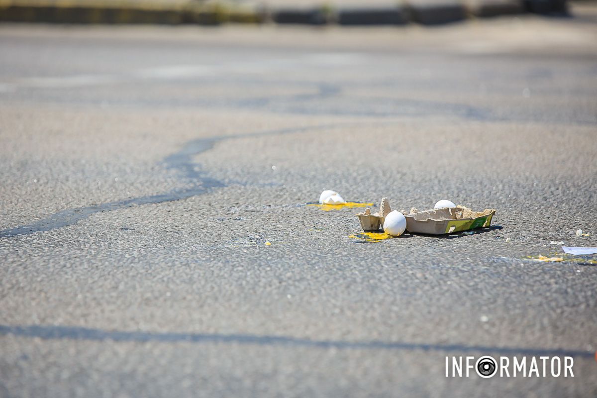 Тут під колеса Hyundai потрапила жінка