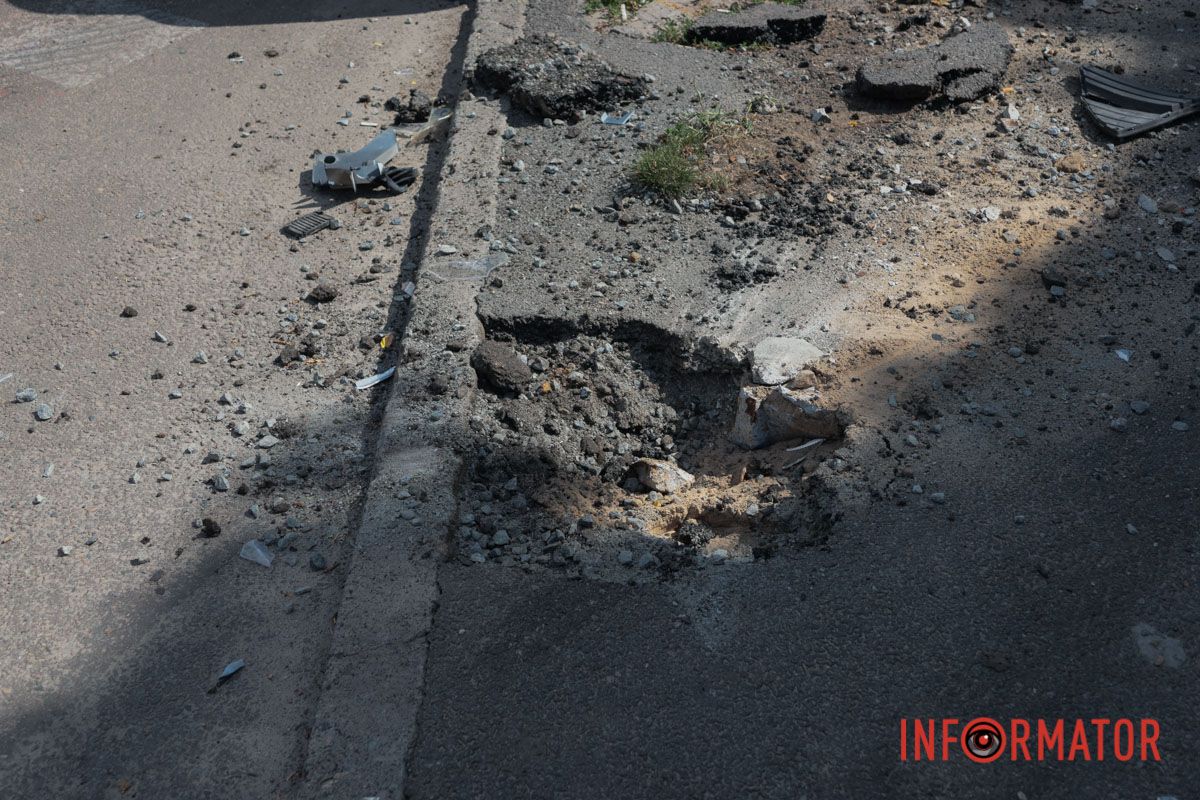 Тут був стовпчик