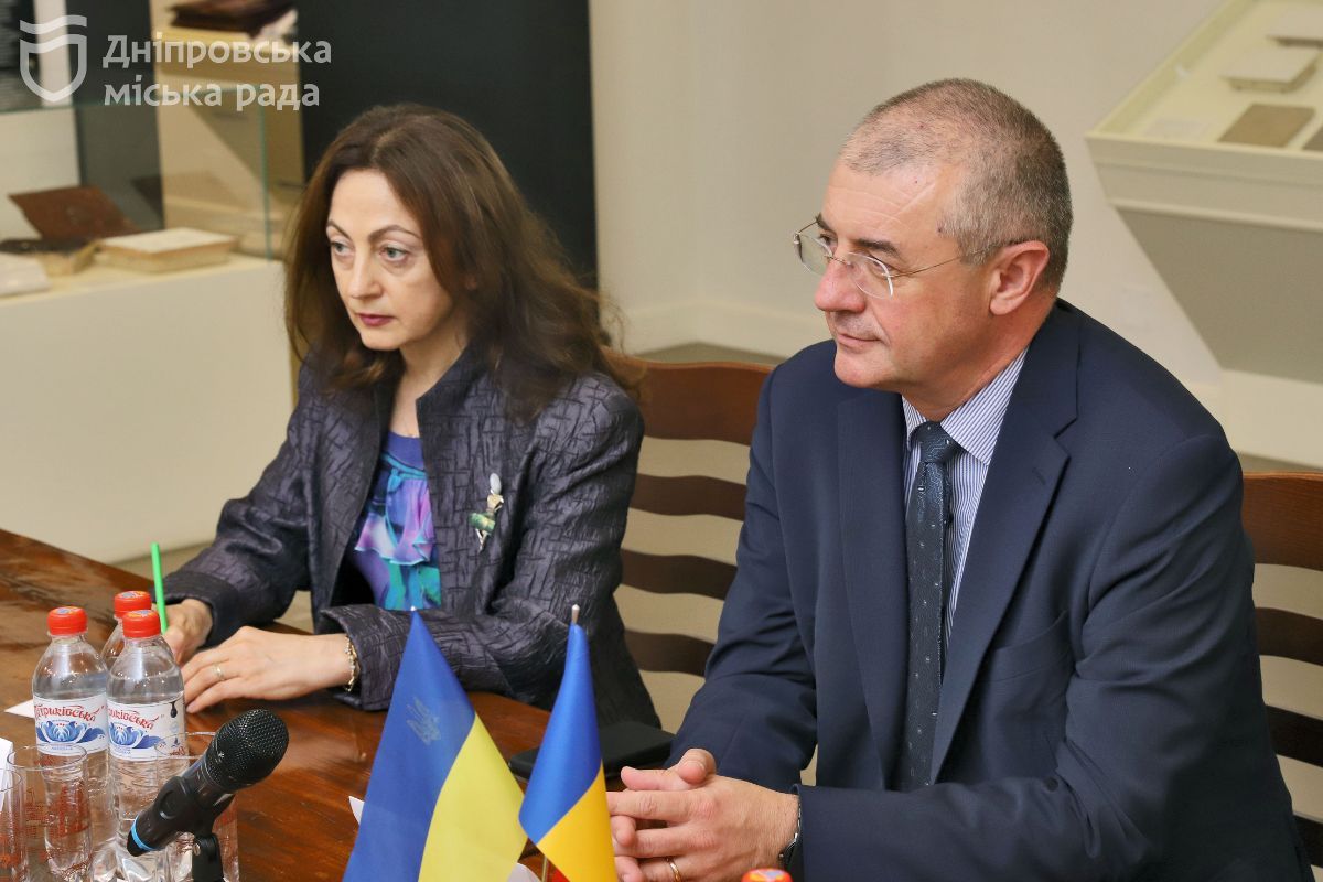 Посол Румынии на Украине Александру Виктор Микула