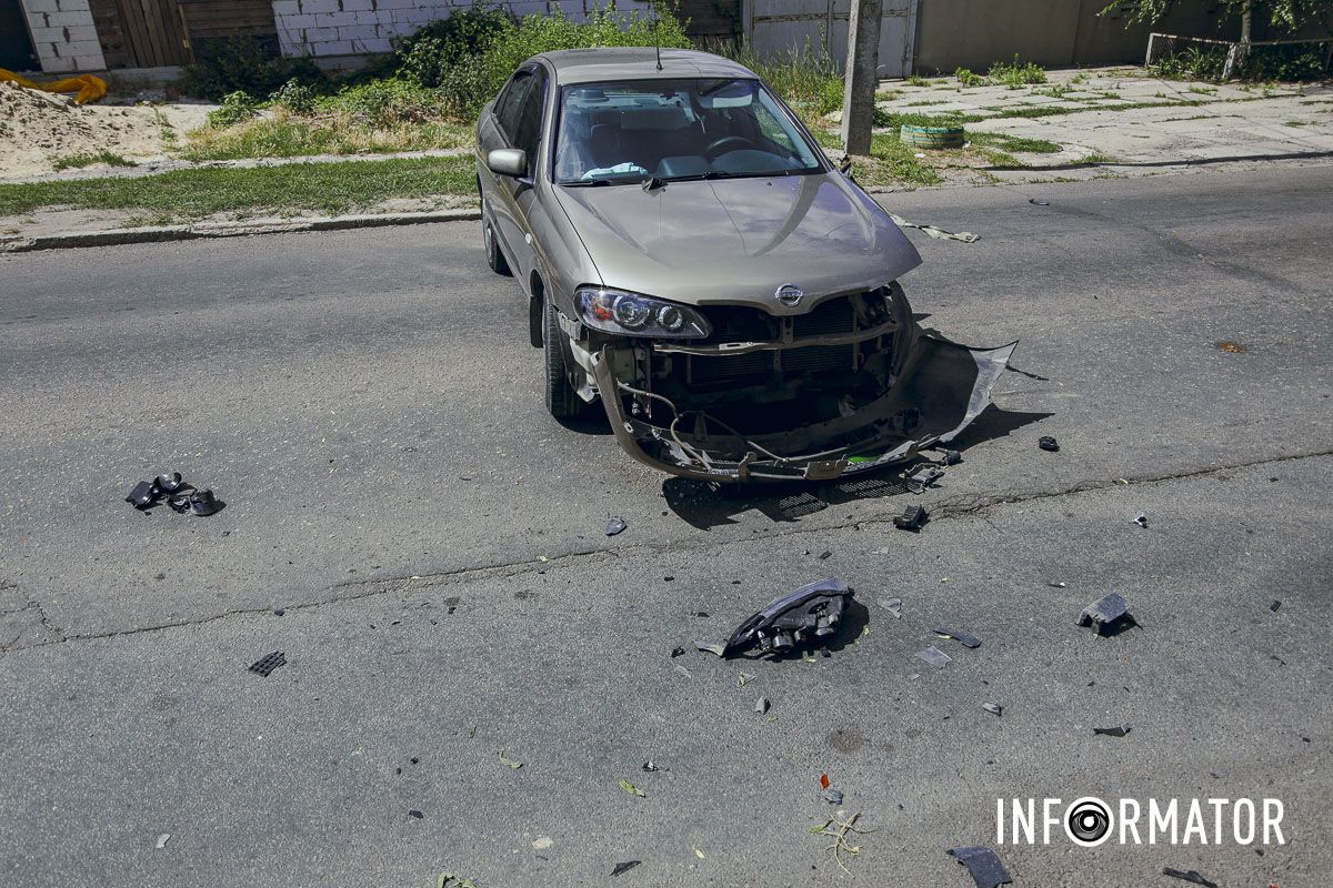 Як саме сталася ДТП - з'ясовуватиме слідчий