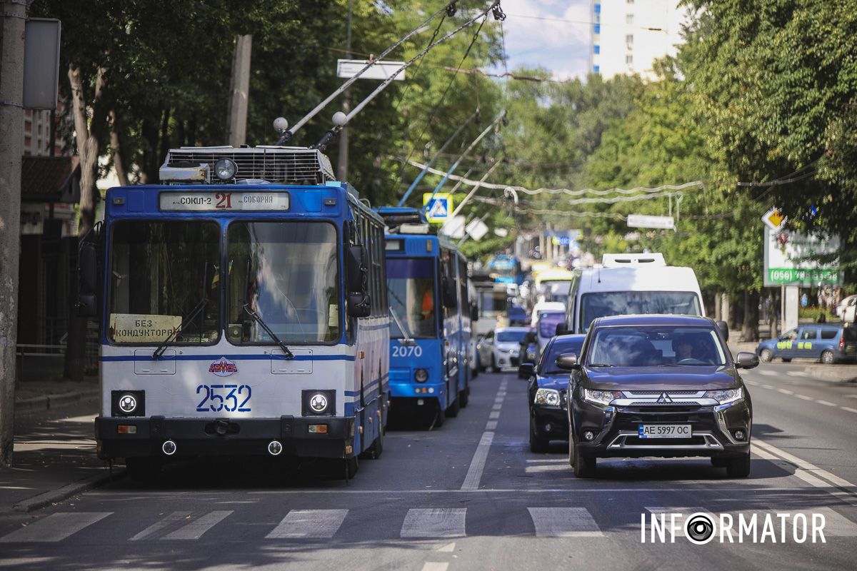 Рух тролейбусів у напрямку Телевізійної заблоковано