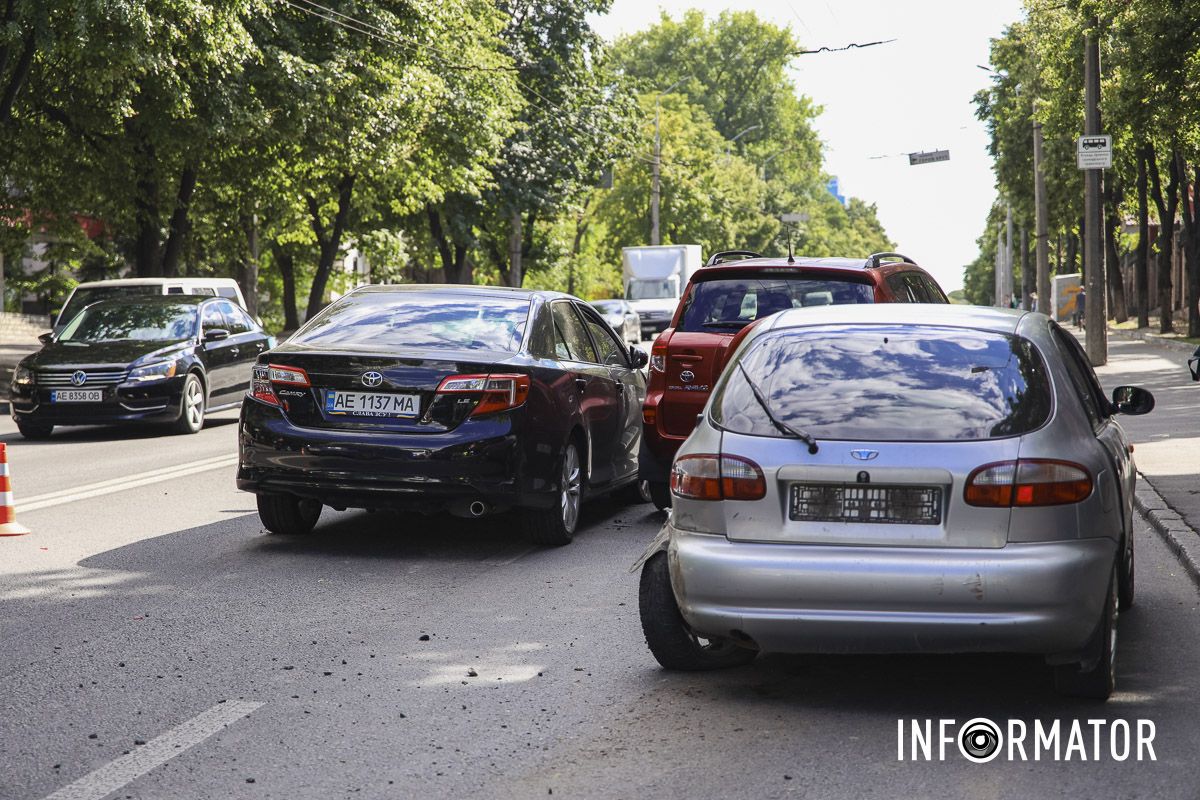 ДТП на проспекті Науки у Дніпрі