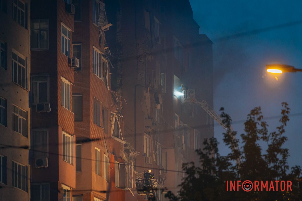 Рятувальні роботи продовжуватимуться і вночі