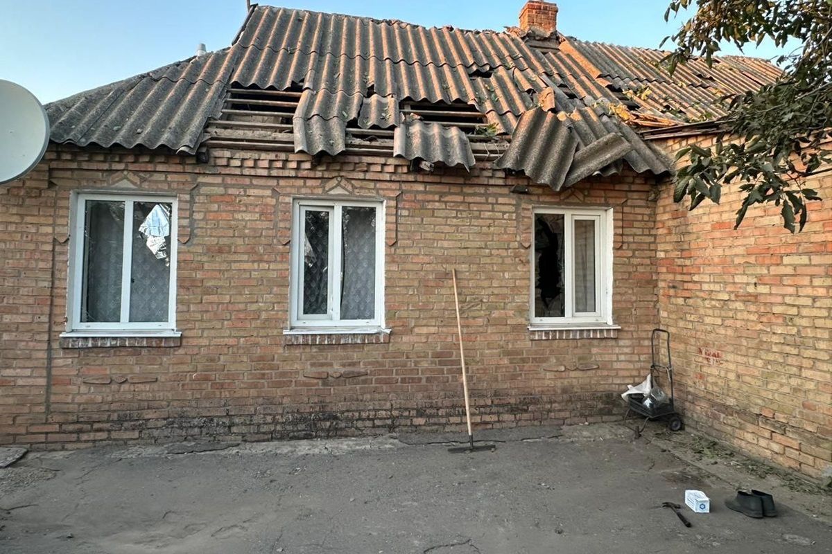 Били дронами-камікадзе та артилерією  Били дронами-камікадзе та артилерією