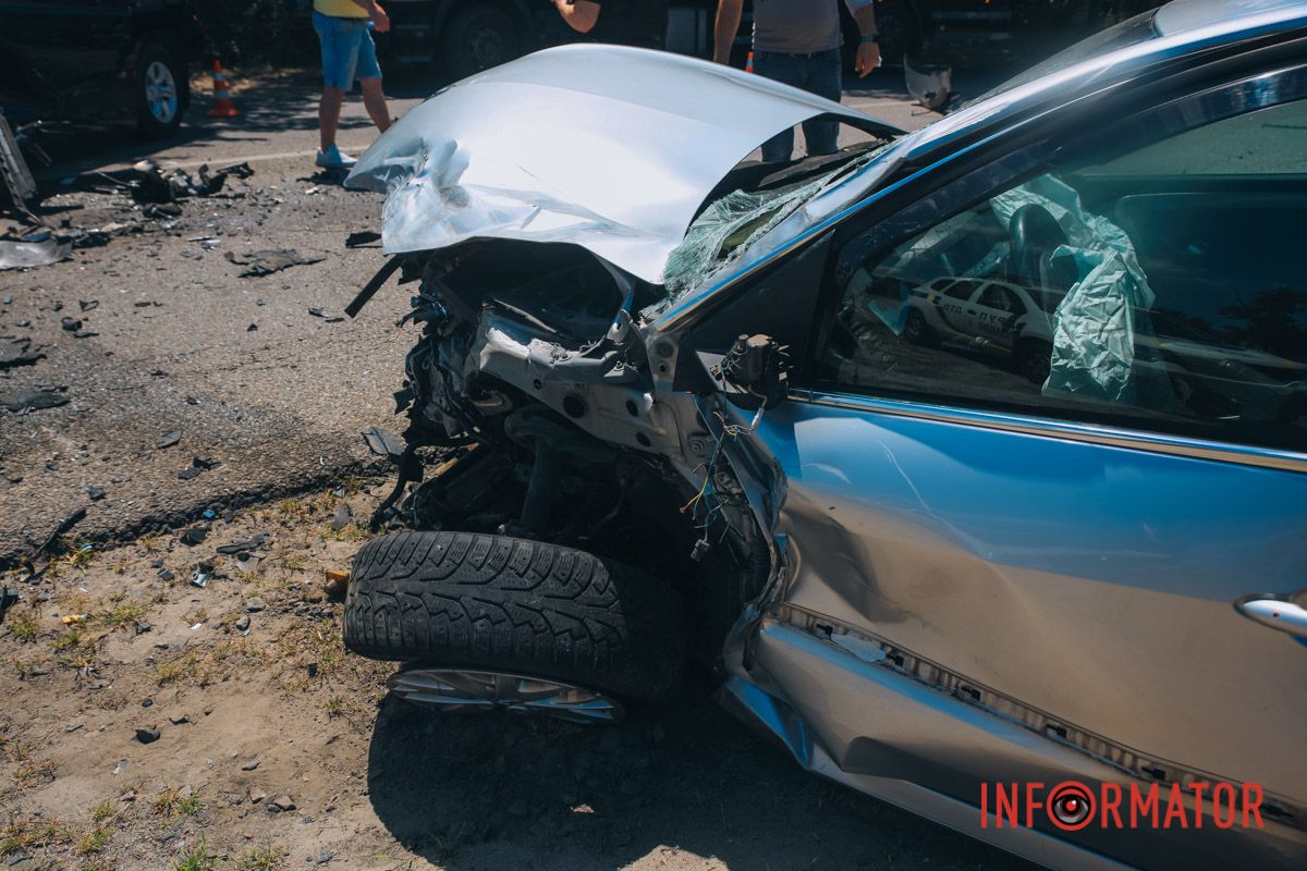 Дотримуйтесь правил дорожнього руху