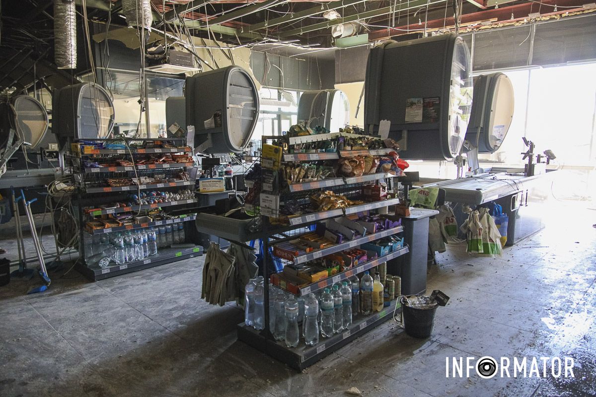 Ще пошкоджень зазнали електричні кабелі