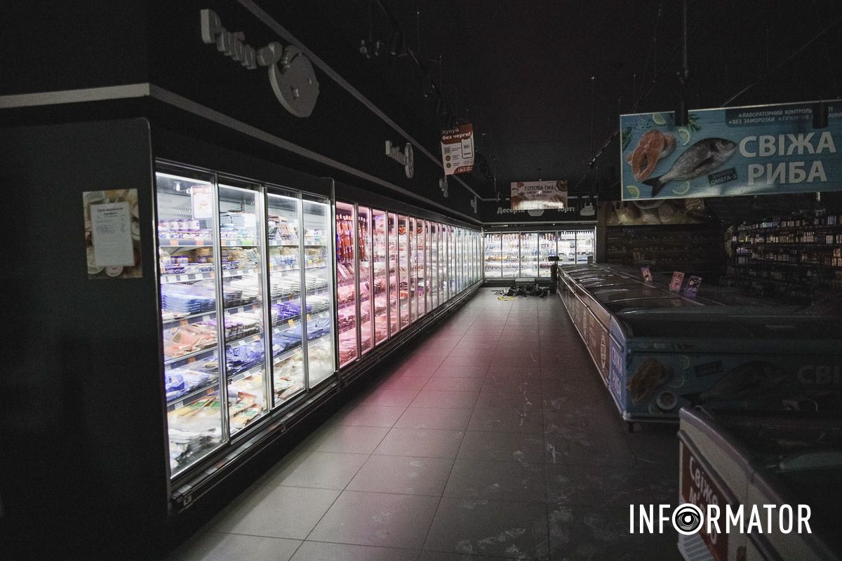 Вибуховою хвилею зачепило школу, багатоквартирні будинки, школу і супермаркет “АТБ”