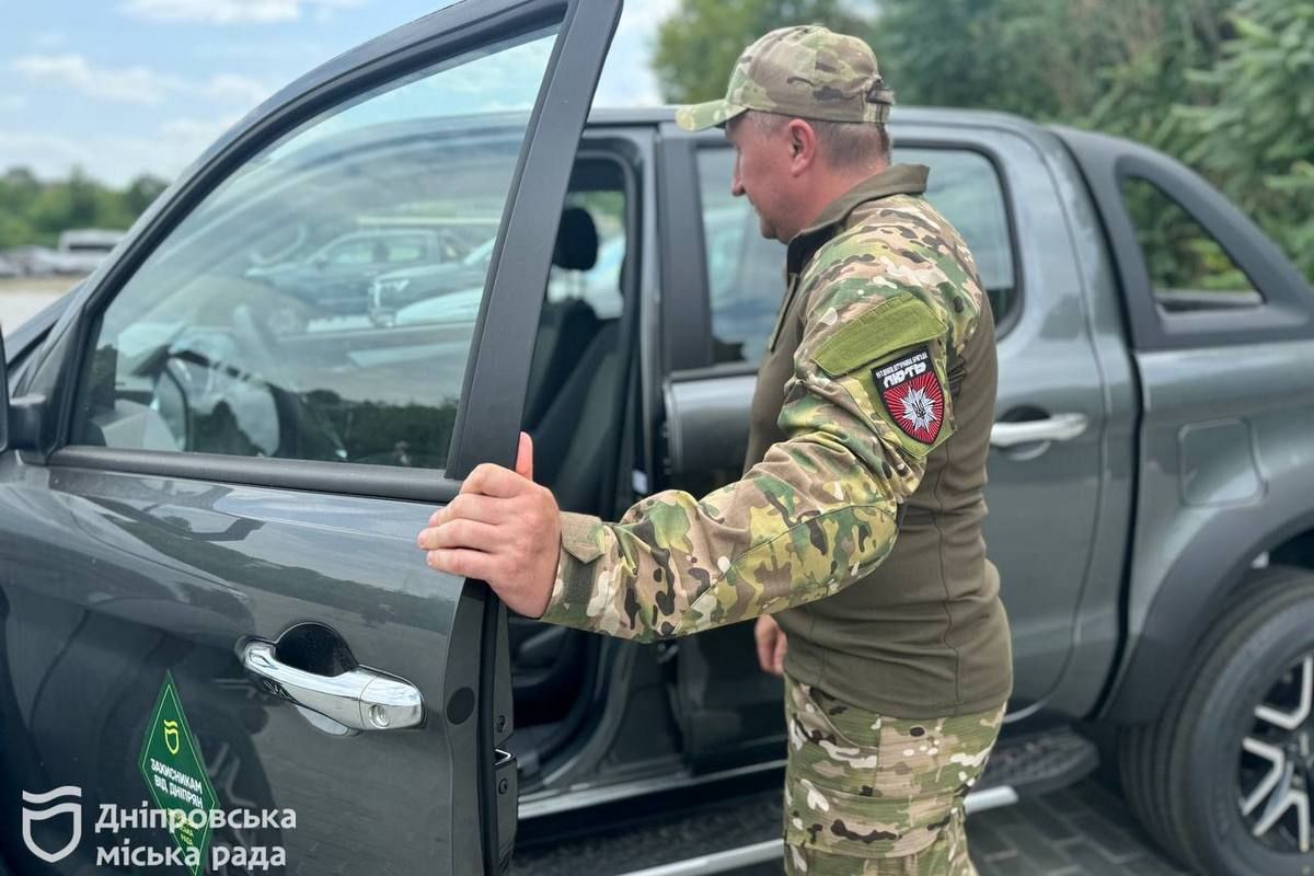 5 абсолютно нових повнопривідних пікапів марки JAC 8T 4