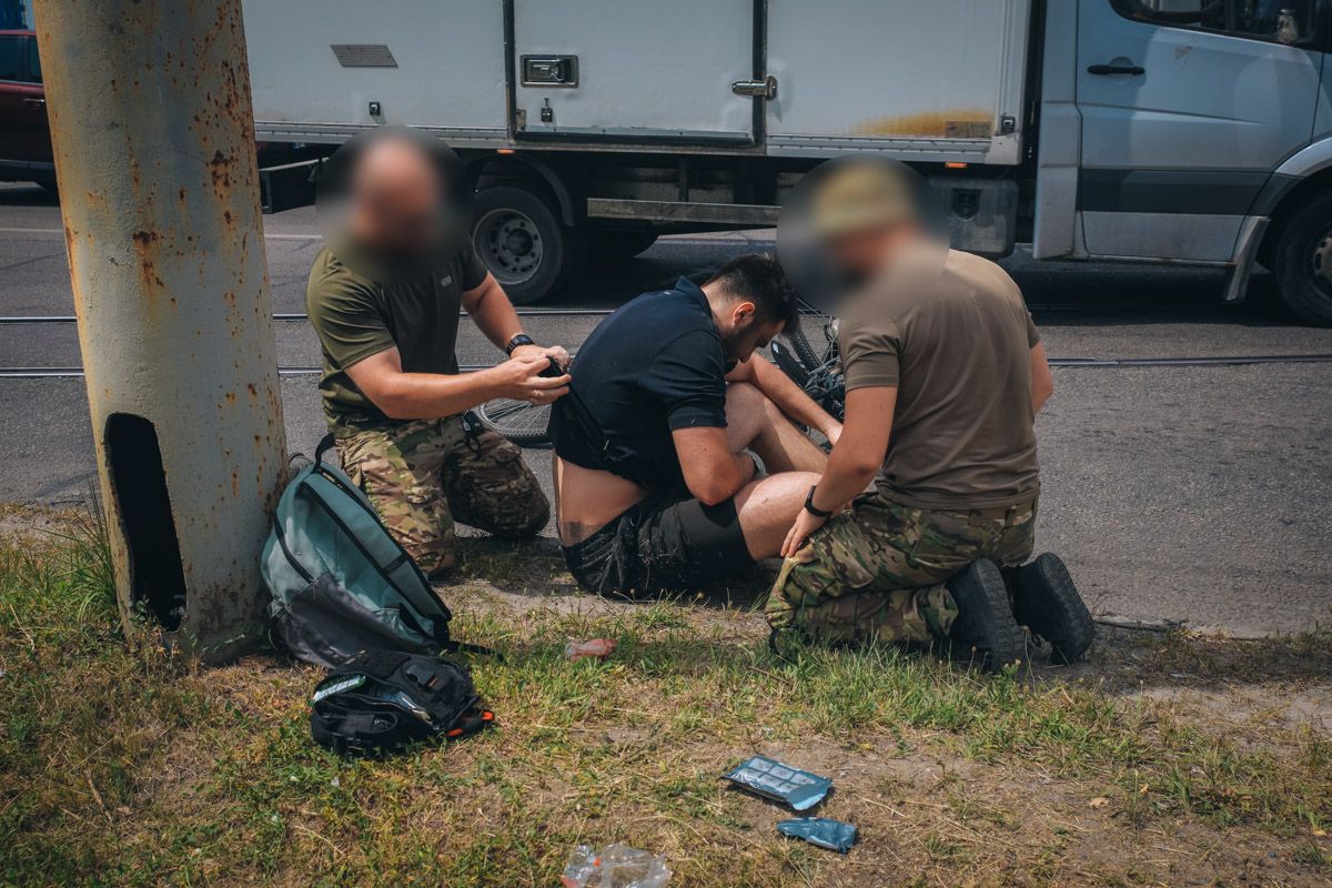 З видимих пошкоджень, у велосипедиста травмована рука