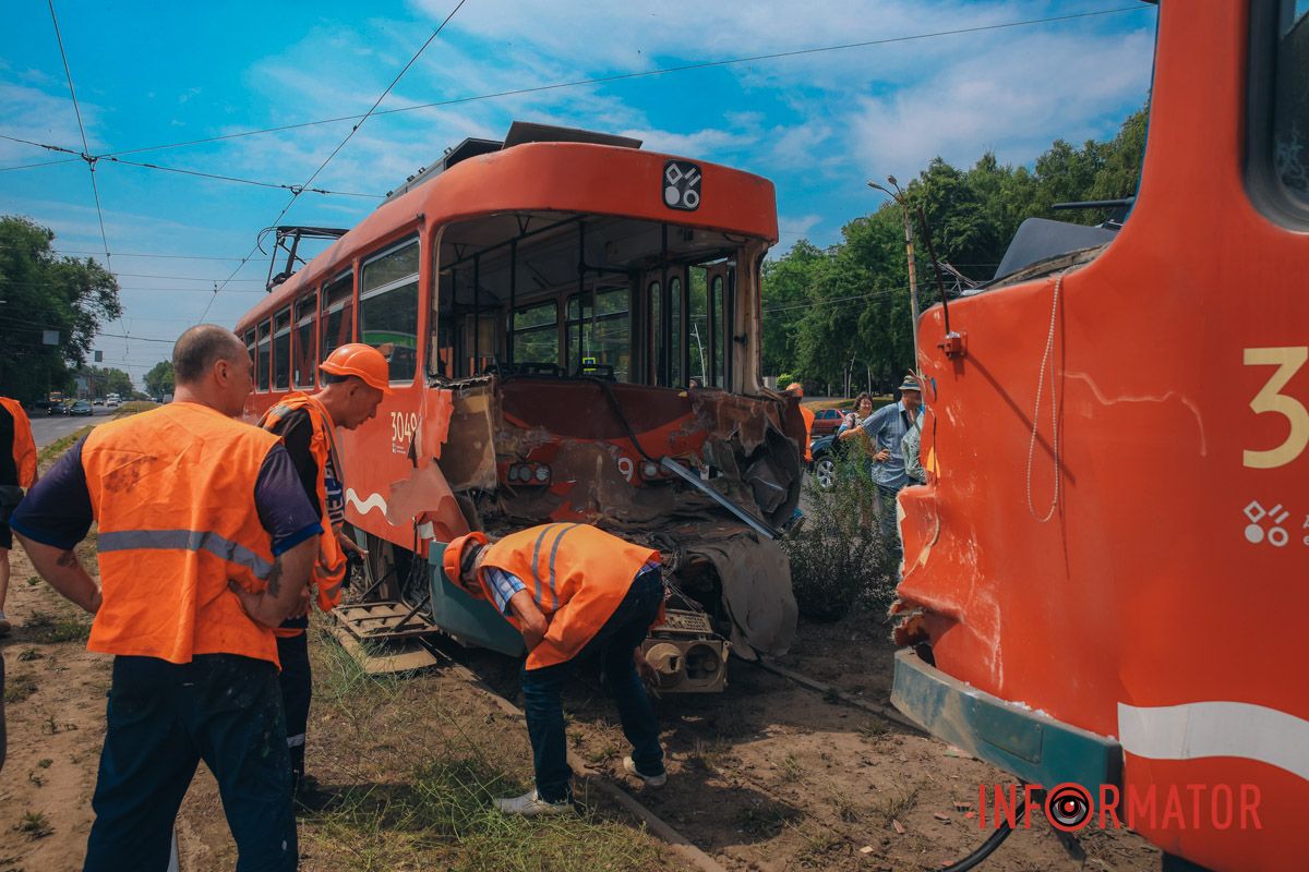 У Дніпрі на Богдана Хмельницького зіткнулись трамваї №12 та №16