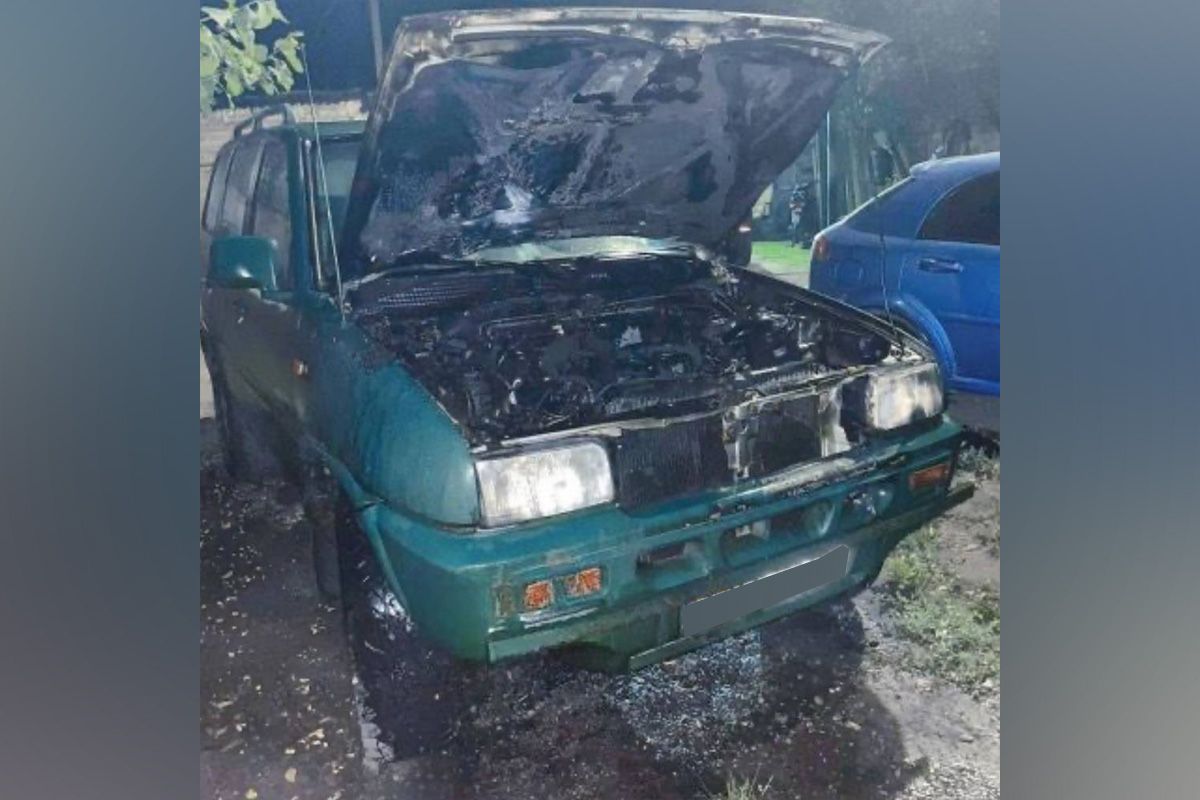 Поджог авто военного